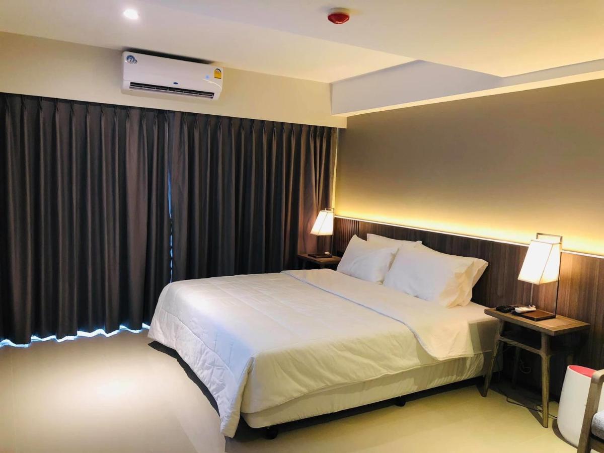 The Madera Lodge Pattaya Jomtien Beach Eksteriør billede