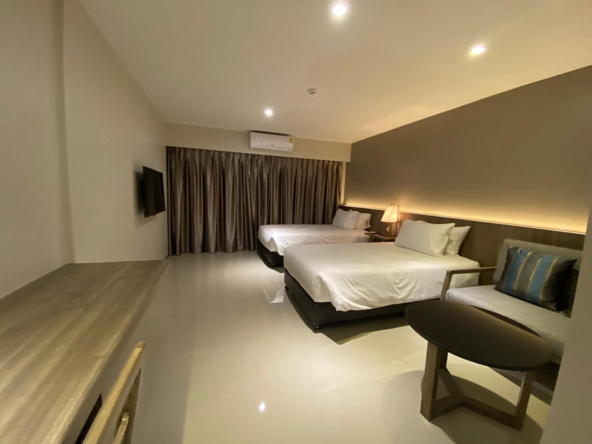 The Madera Lodge Pattaya Jomtien Beach Eksteriør billede